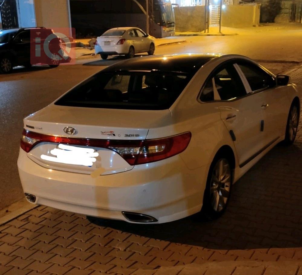 هيونداي أزيرا